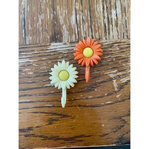 Vintage Daisy Flower Magnetic Hooks Set Of 2 Orange & Yellow Retro Kitchen Decor